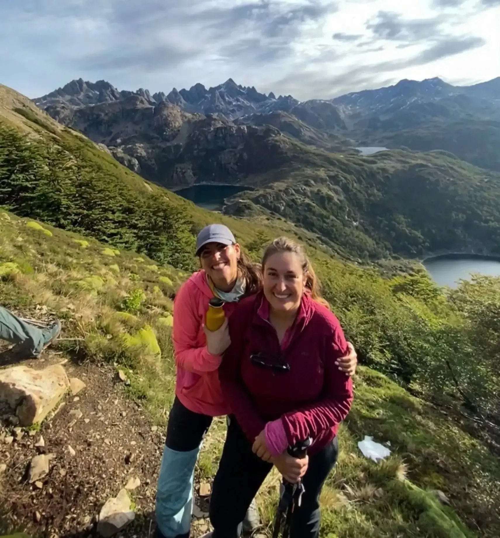 Daniela y Javiera en la naturaleza