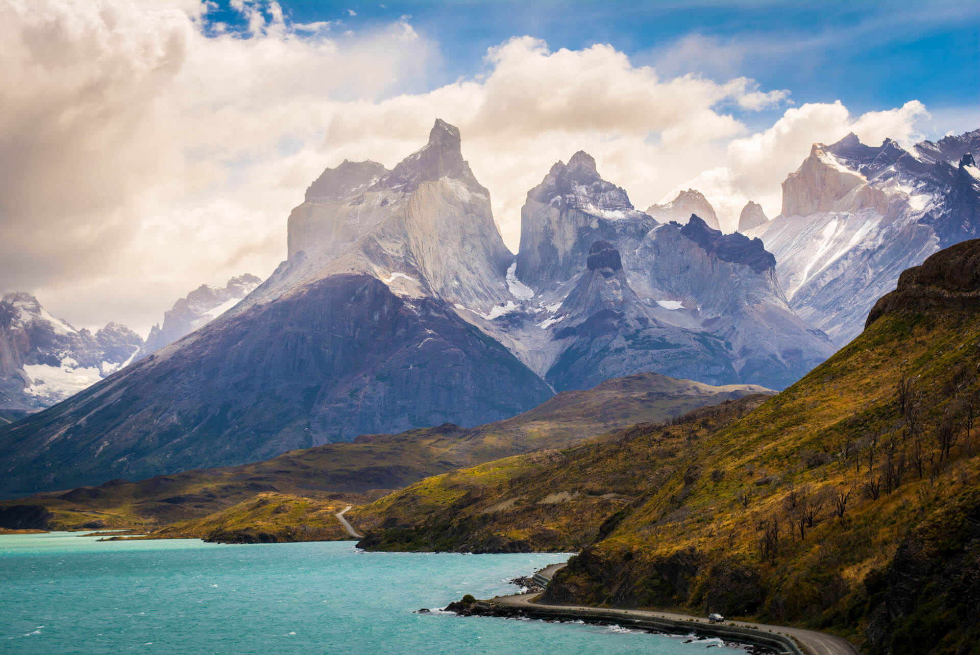 Pehoé viewpoint - Los Cuernos