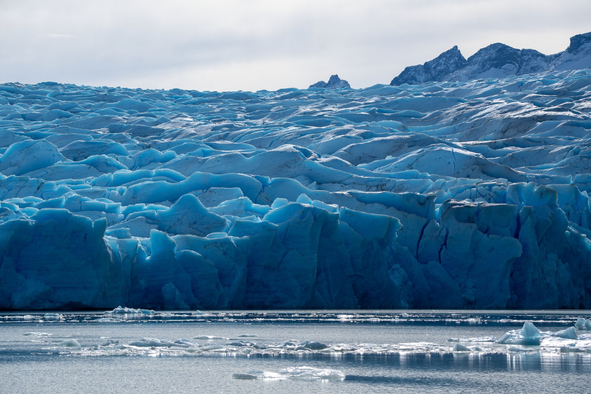 Glaciar grey webp