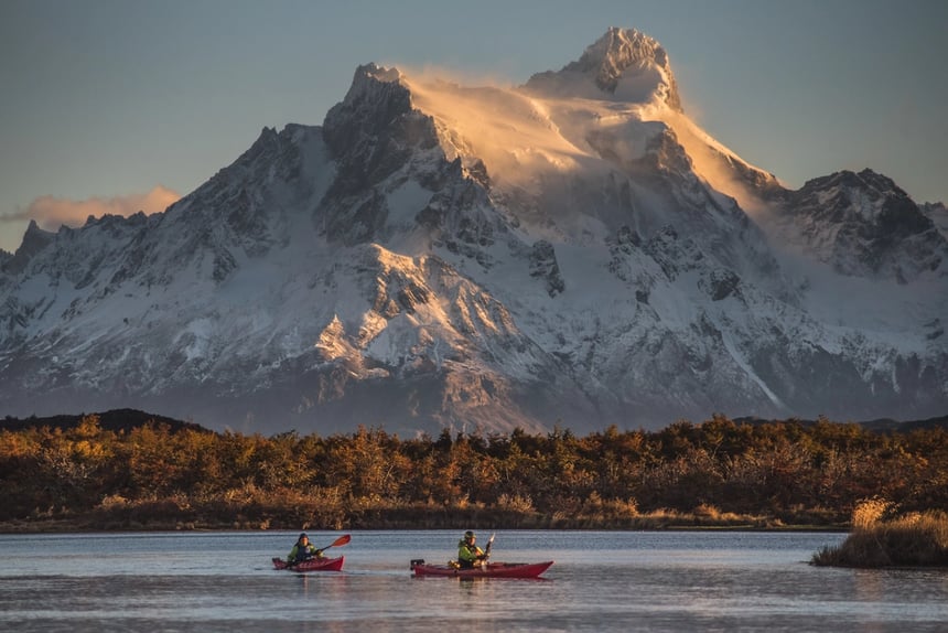 Kayaking at the Serrano River