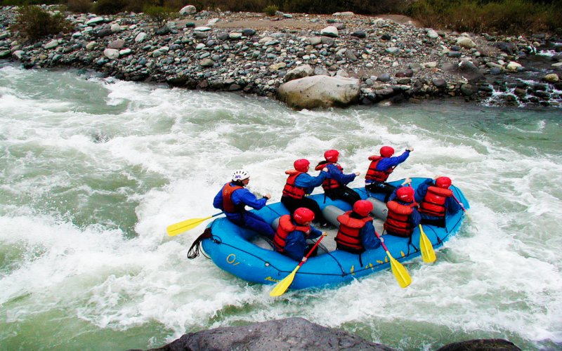 rafting in Chile 
