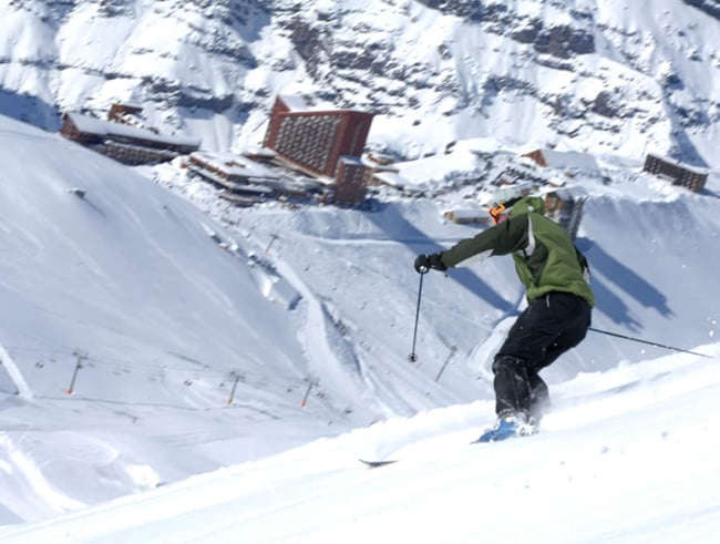 skiing_the_valle_nevado